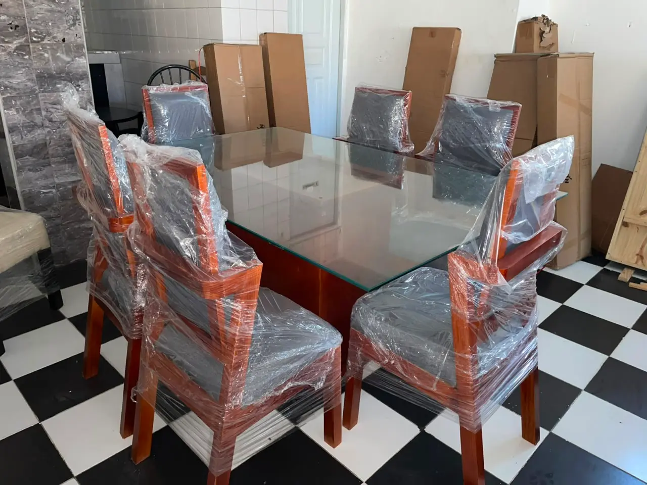 Juego de Comedor Elegante de 6 Sillas con Tope de Cristal